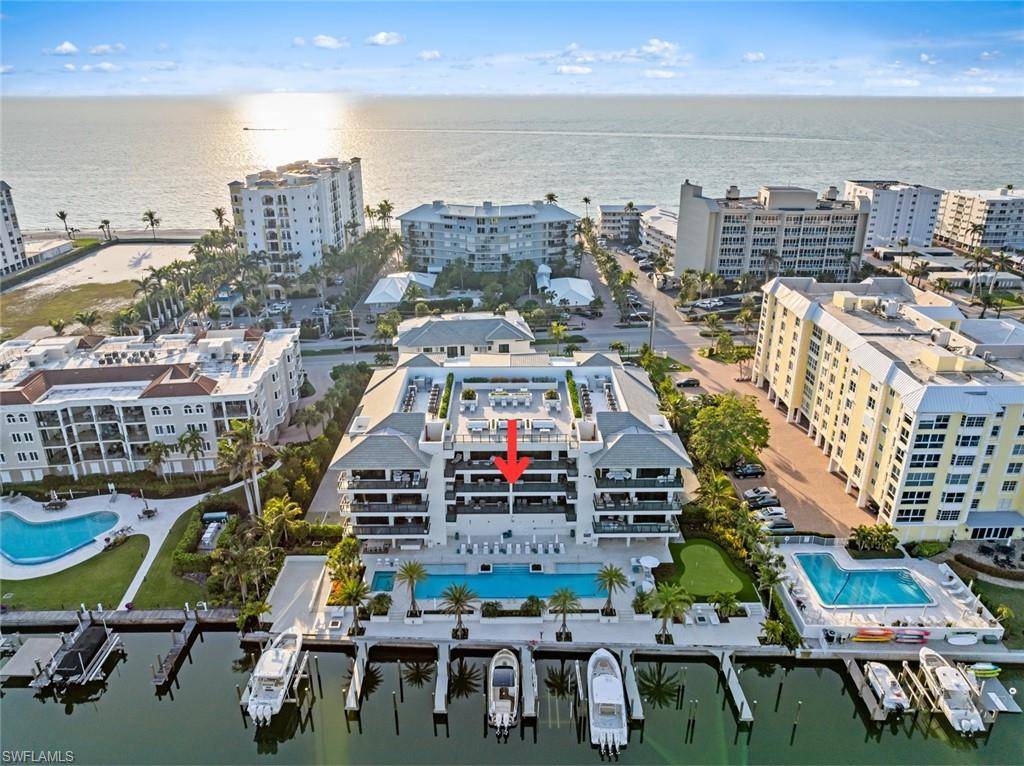 Naples, FL 34102,1820 Gulf Shore BLVD N #302-303