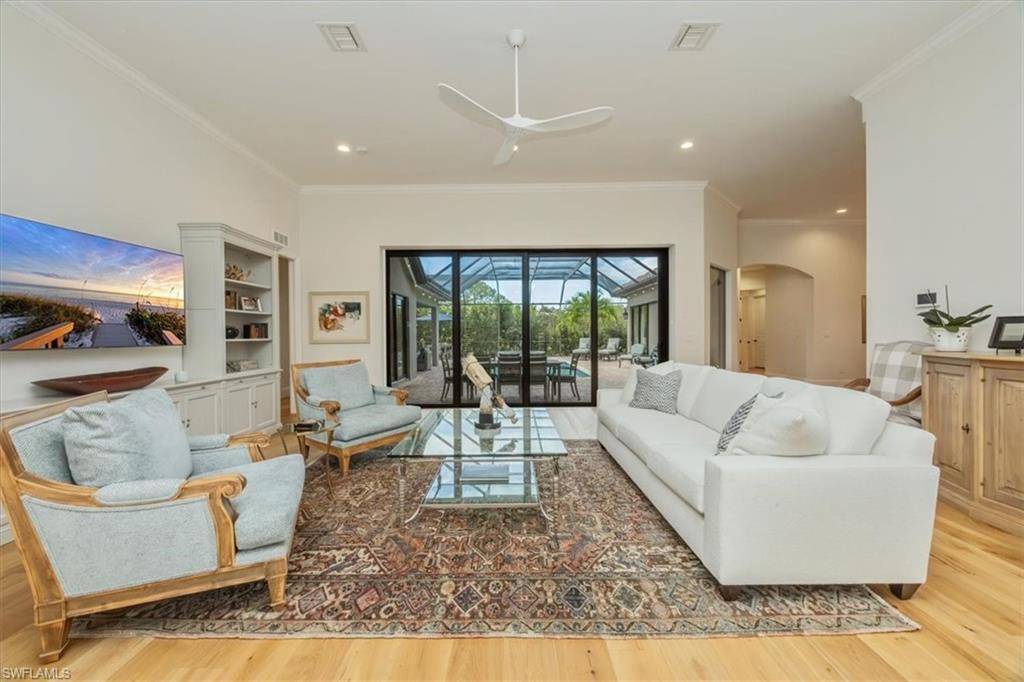 Naples, FL 34104,1007 Tivoli DR