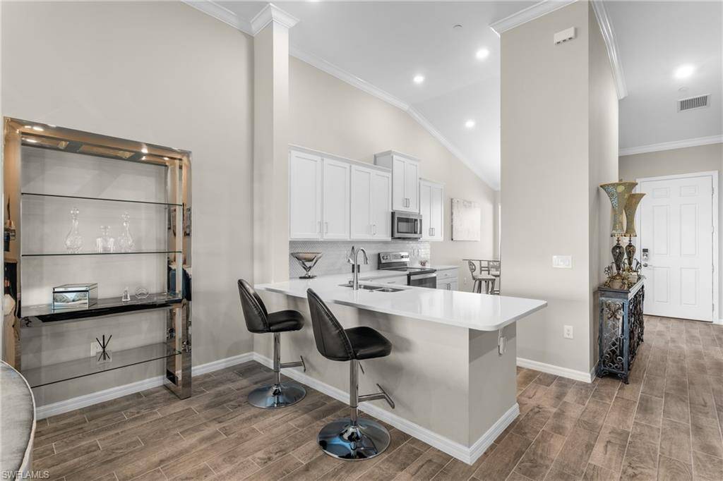 Fort Myers, FL 33913,11841 Venetian Lagoon DR #203