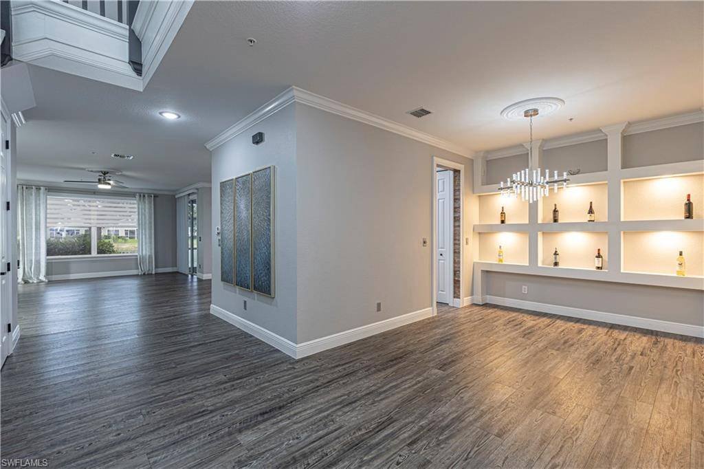 Naples, FL 34105,1330 Mariposa CIR #103