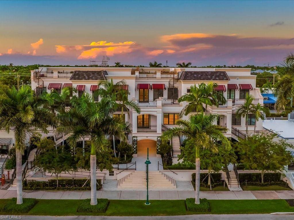 Naples, FL 34102,745 12th AVE S #102