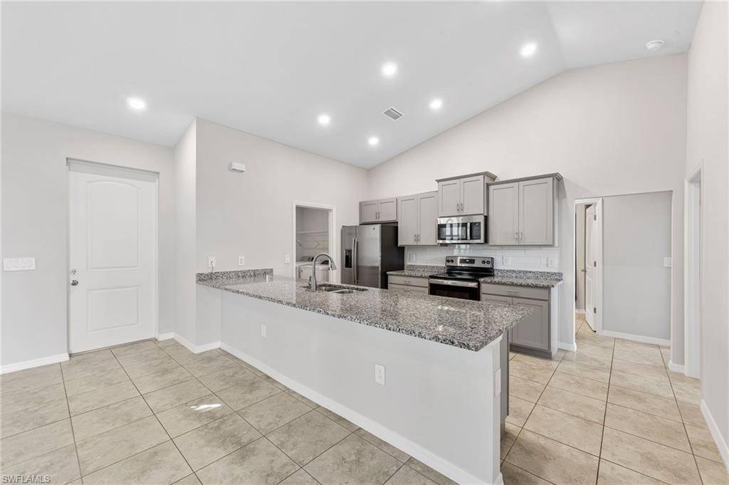 Cape Coral, FL 33993,4119 NW 19th TER