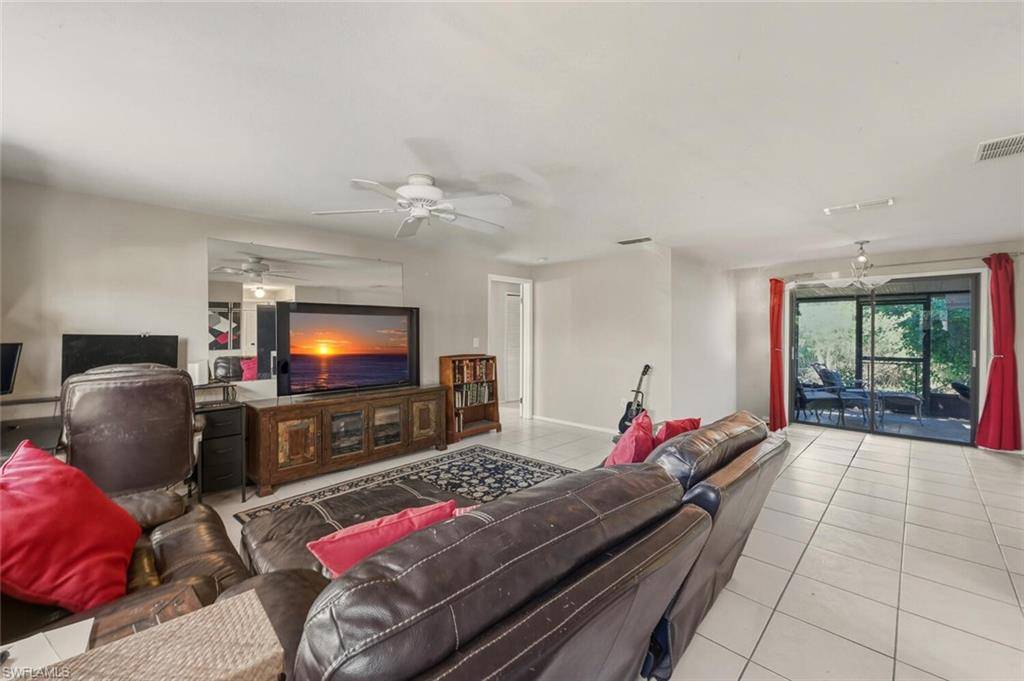 Naples, FL 34116,2747 47th ST SW