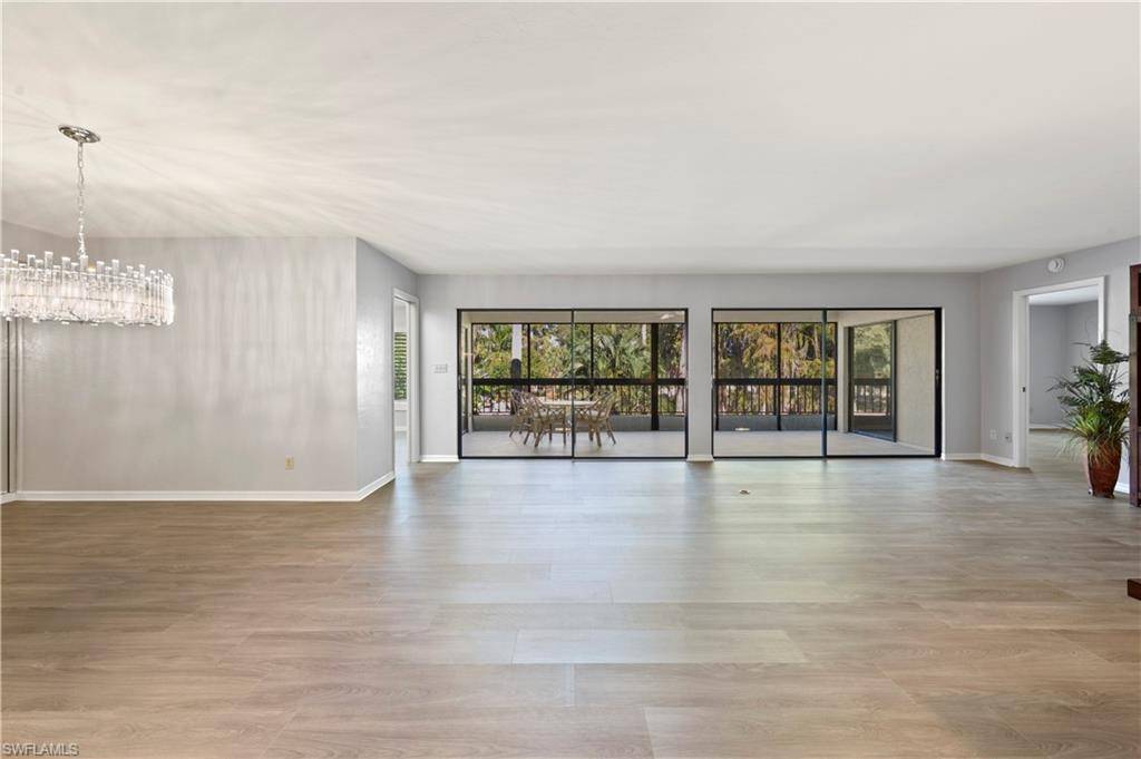 Naples, FL 34105,100 Wyndemere WAY #A203