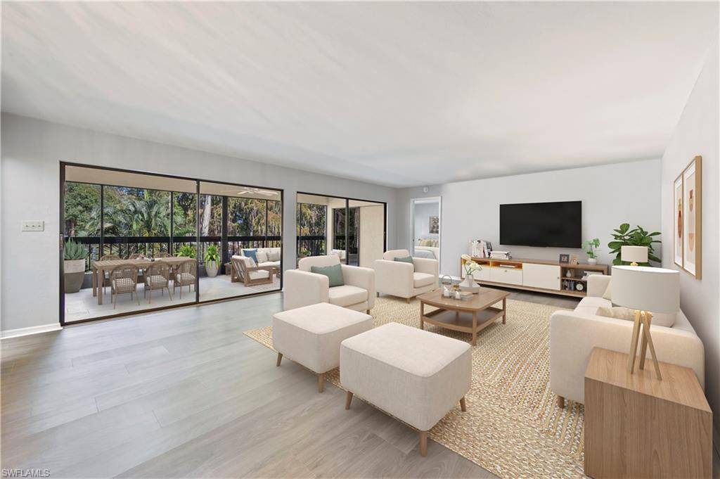 Naples, FL 34105,100 Wyndemere WAY #A203