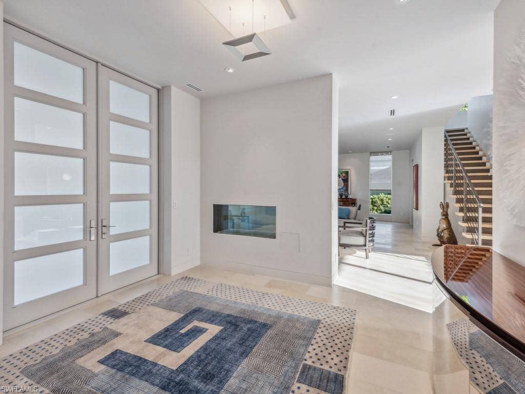 Naples, FL 34102,440 Spinnaker DR