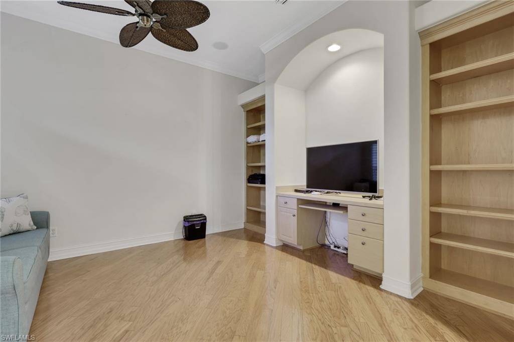 Naples, FL 34119,3134 Santorini CT