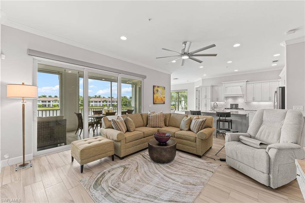 Naples, FL 34113,8030 Signature Club CIR #202