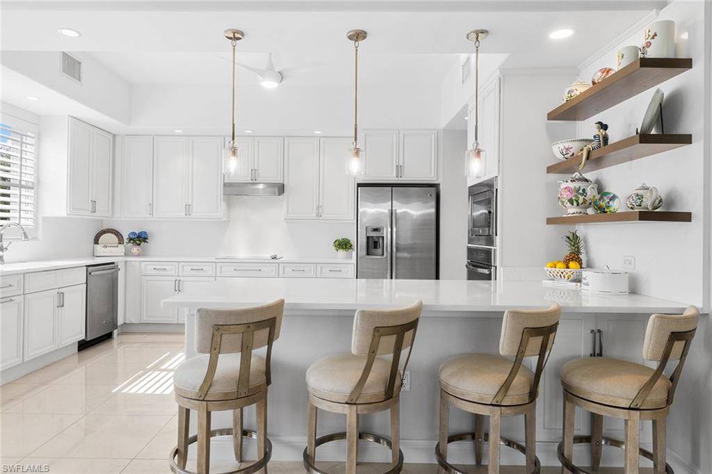 Naples, FL 34119,583 Avellino Isles CIR #202