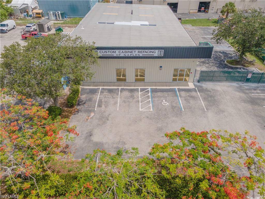 Naples, FL 34104,4491 MERCANTILE AVE