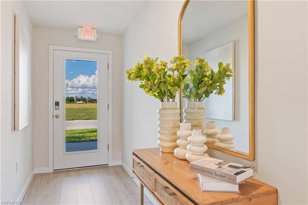 Cape Coral, FL 33990,1207 SE 18TH TER