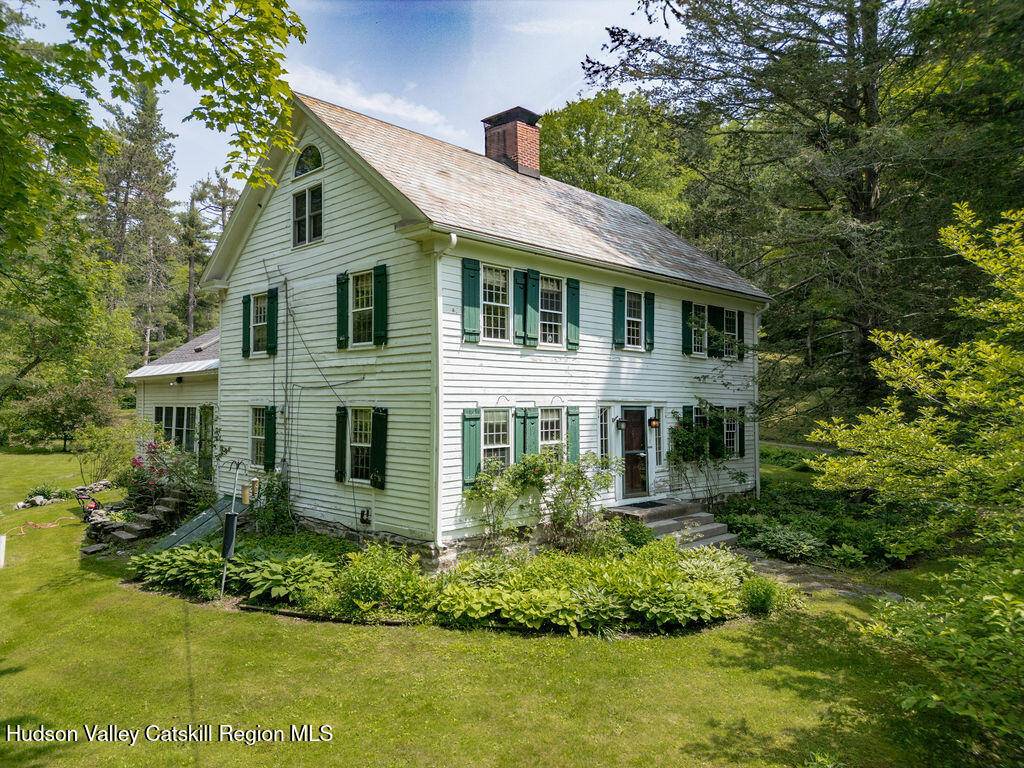 New Lebanon, NY 12125,21 Cemetery RD