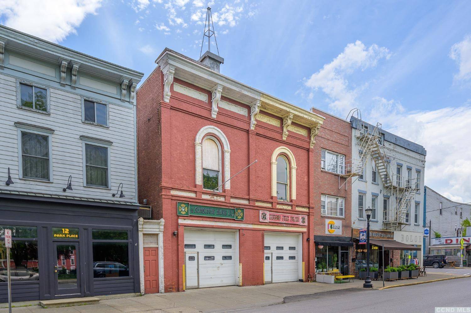 Hudson, NY 12534,8 - 10 Park PL