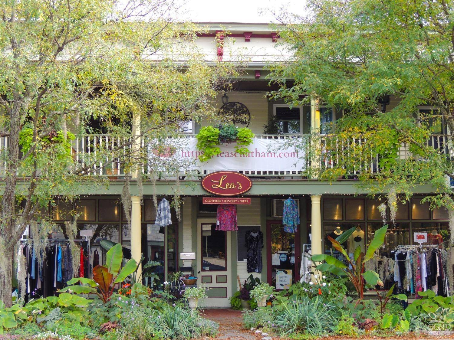 Chatham, NY 12075,33 Hudson AVE