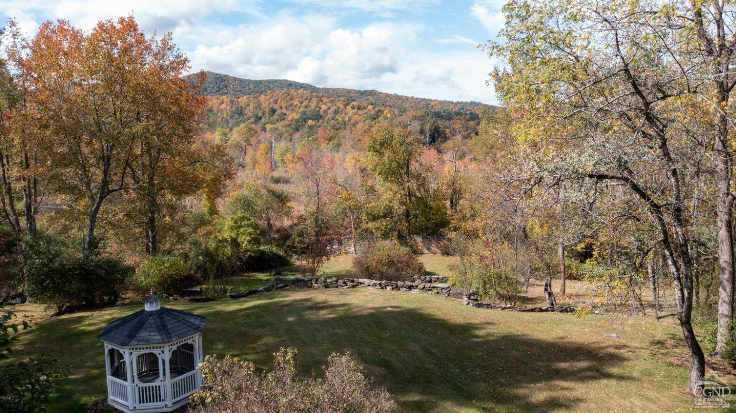 New Lebanon, NY 12125,118 old shaker RD