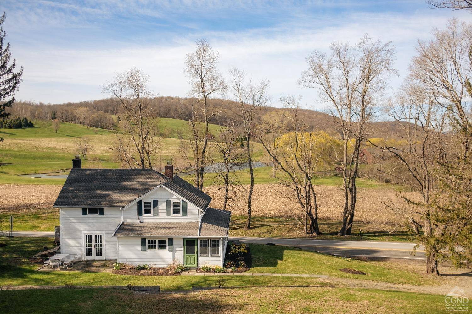 Pine Plains, NY 12567,1220 Hunns Lake