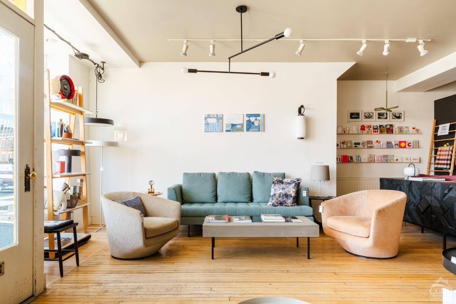 Hudson, NY 12534,705 Warren ST