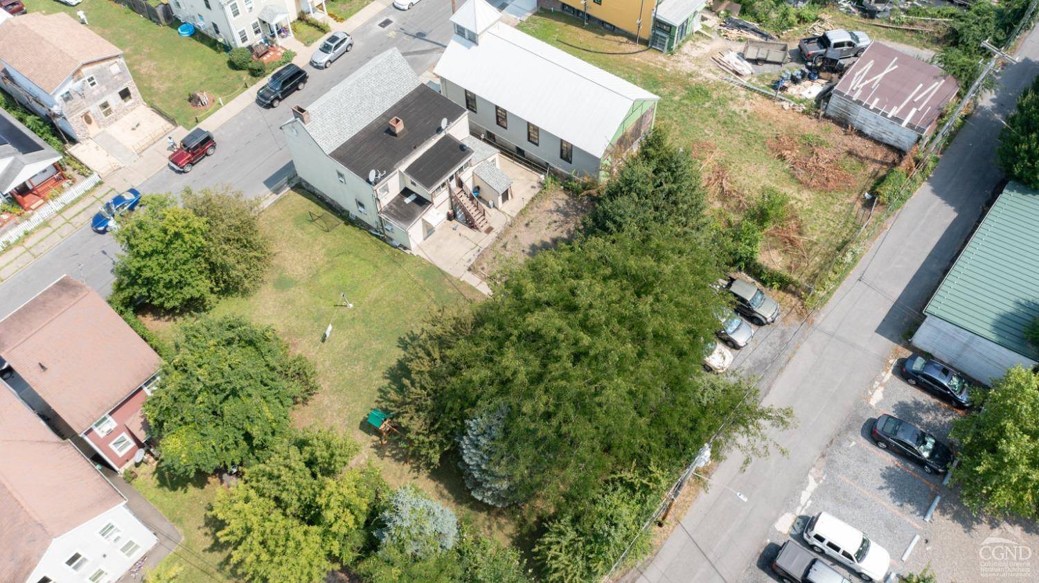 Hudson, NY 12534,233 - 235 Columbia ST