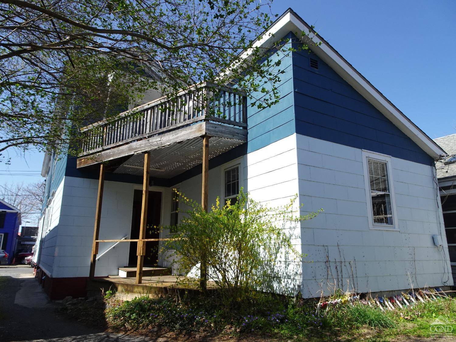 Hudson, NY 12534,32 - 34 8th Street
