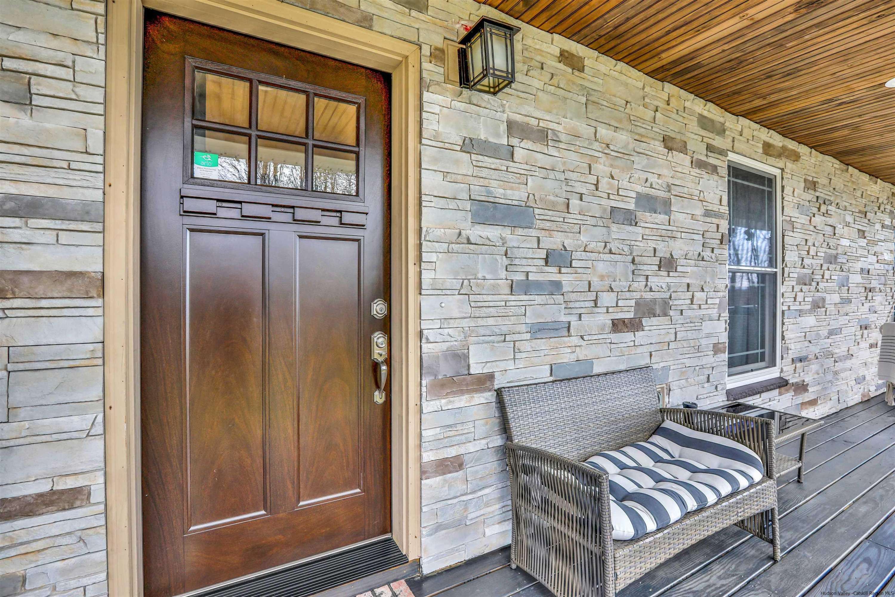 Highland, NY 12528,135 Chapel HL