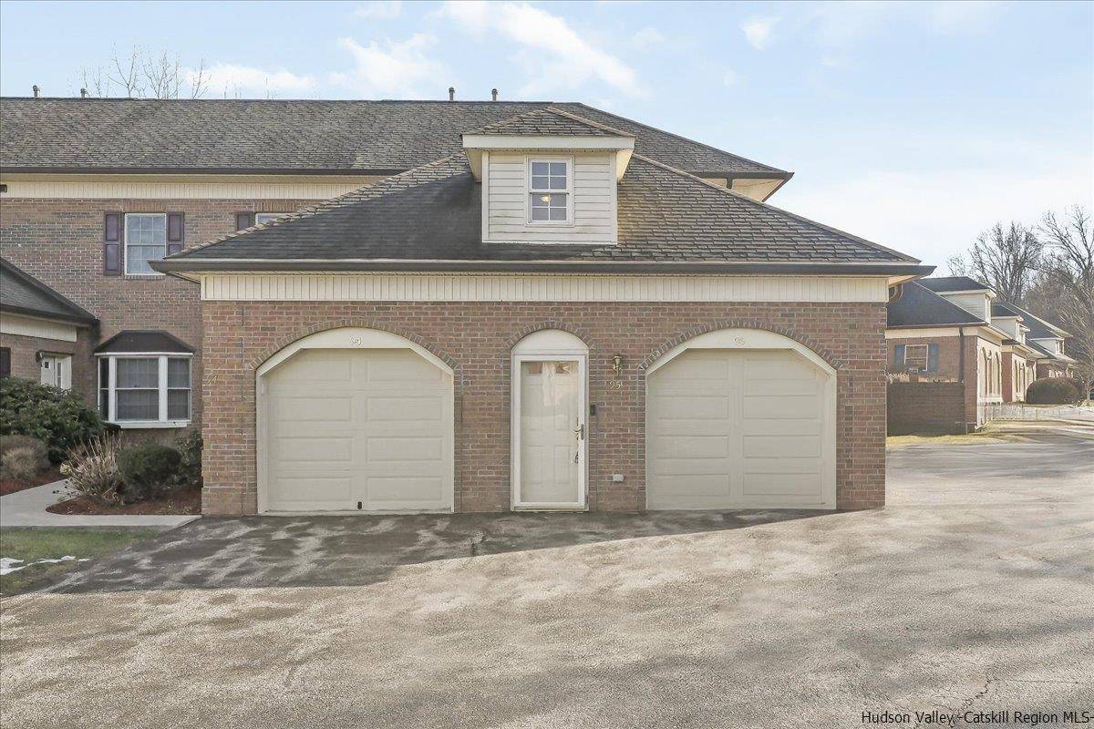 Newburgh, NY 12550,95 Brookview LN