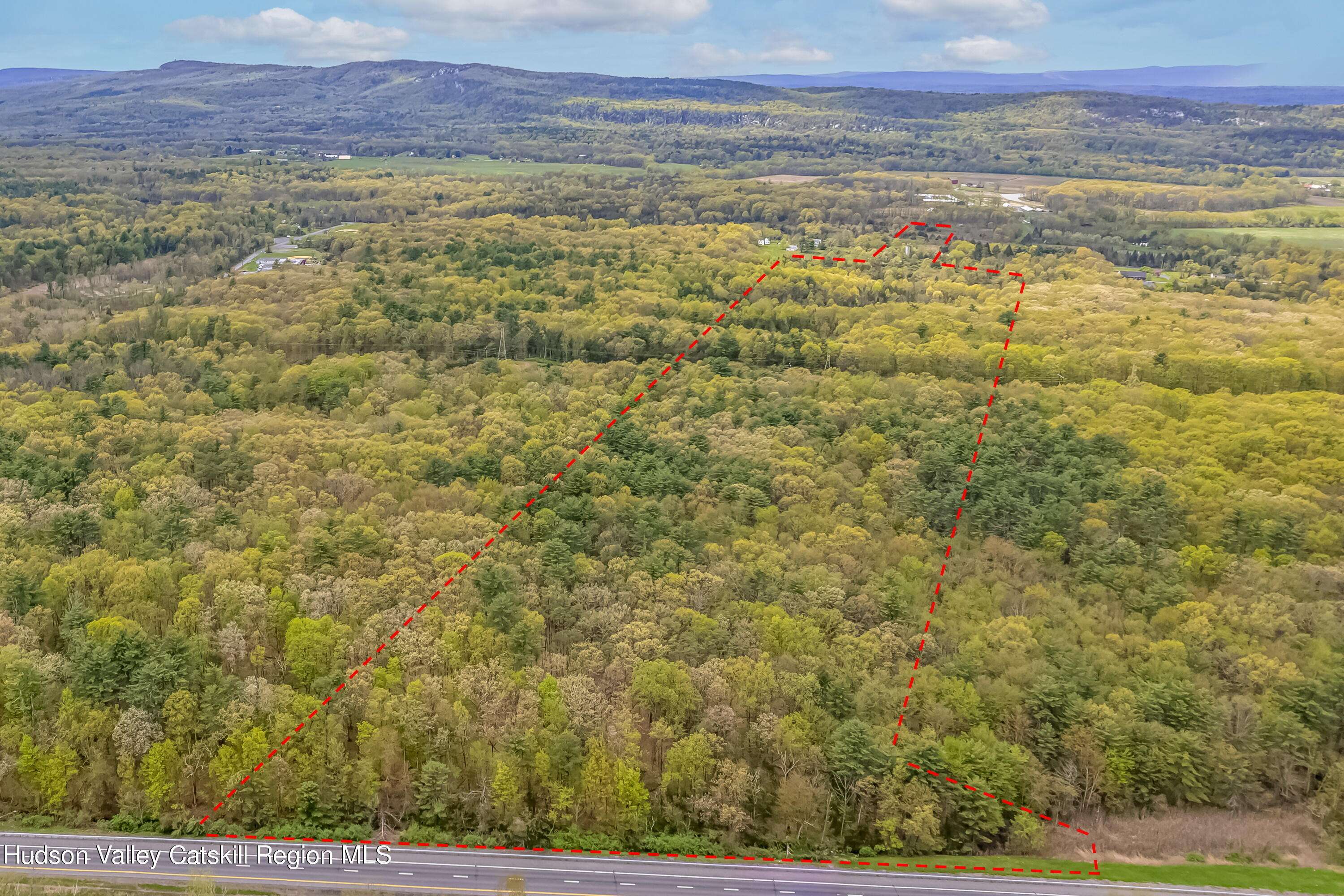 New Paltz, NY 12561,468 Ny-32