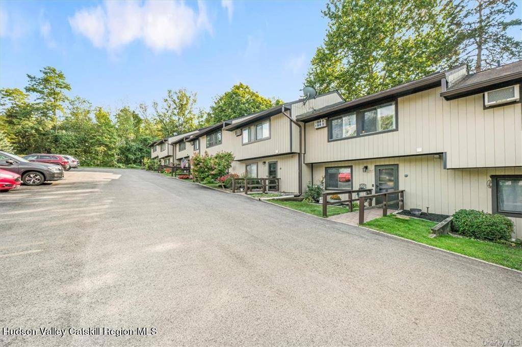 Hopewell Junction, NY 12533,1307 Chelsea CV S