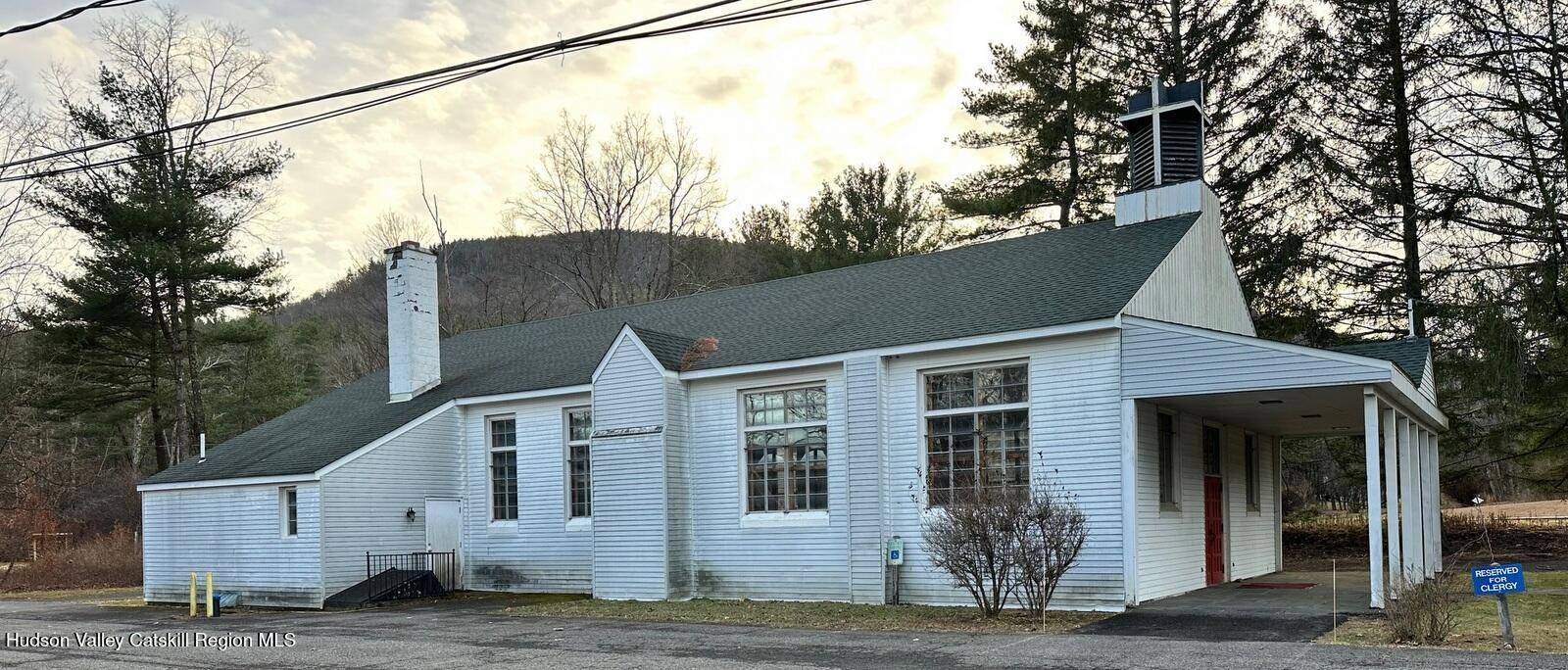 West Shokan, NY 12494,71 Watson Hollow RD