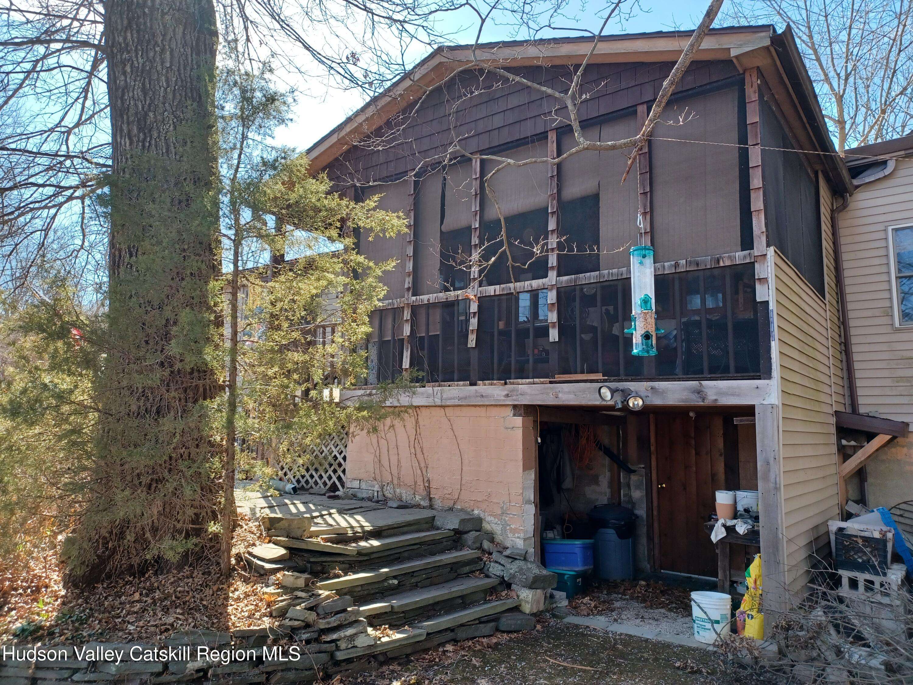 Saugerties, NY 12477,174 North Dr