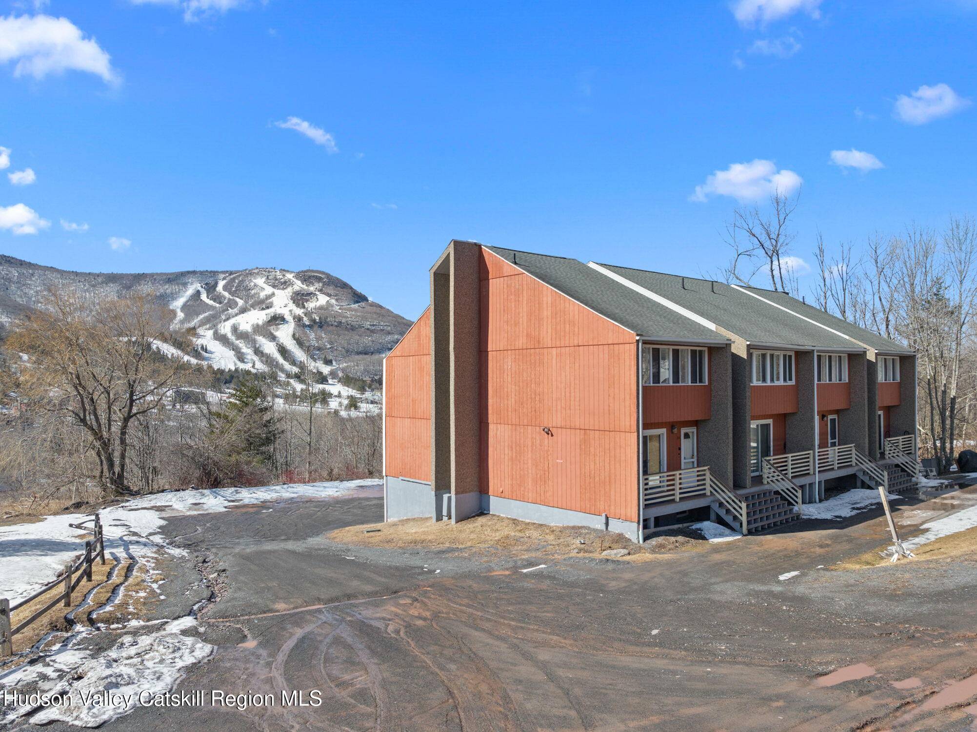 Hunter, NY 12442,55 Scribner Hollow RD #B4
