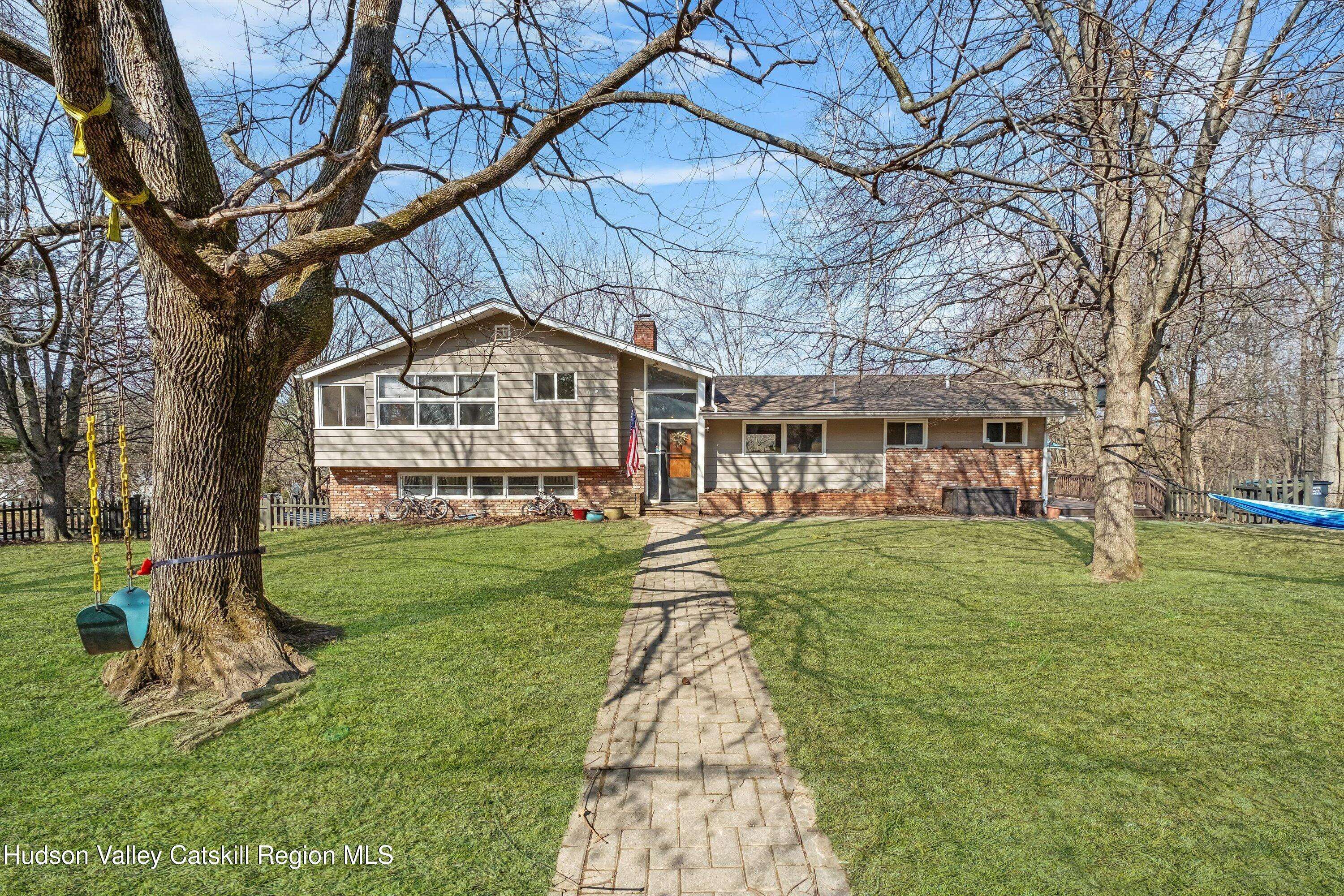 New Paltz, NY 12561,1 Old Mill RD