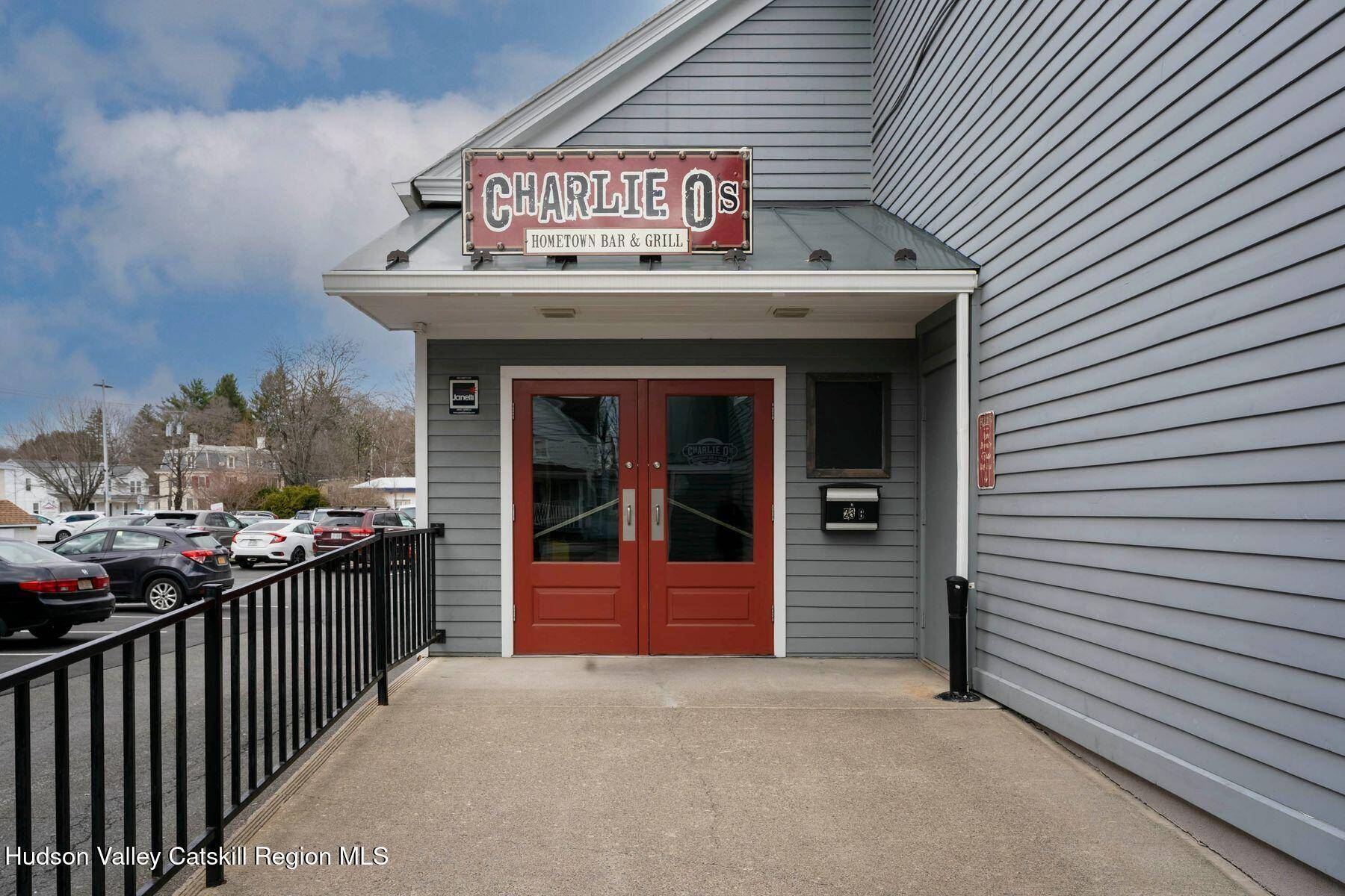 Red Hook, NY 12571,23 E Market ST