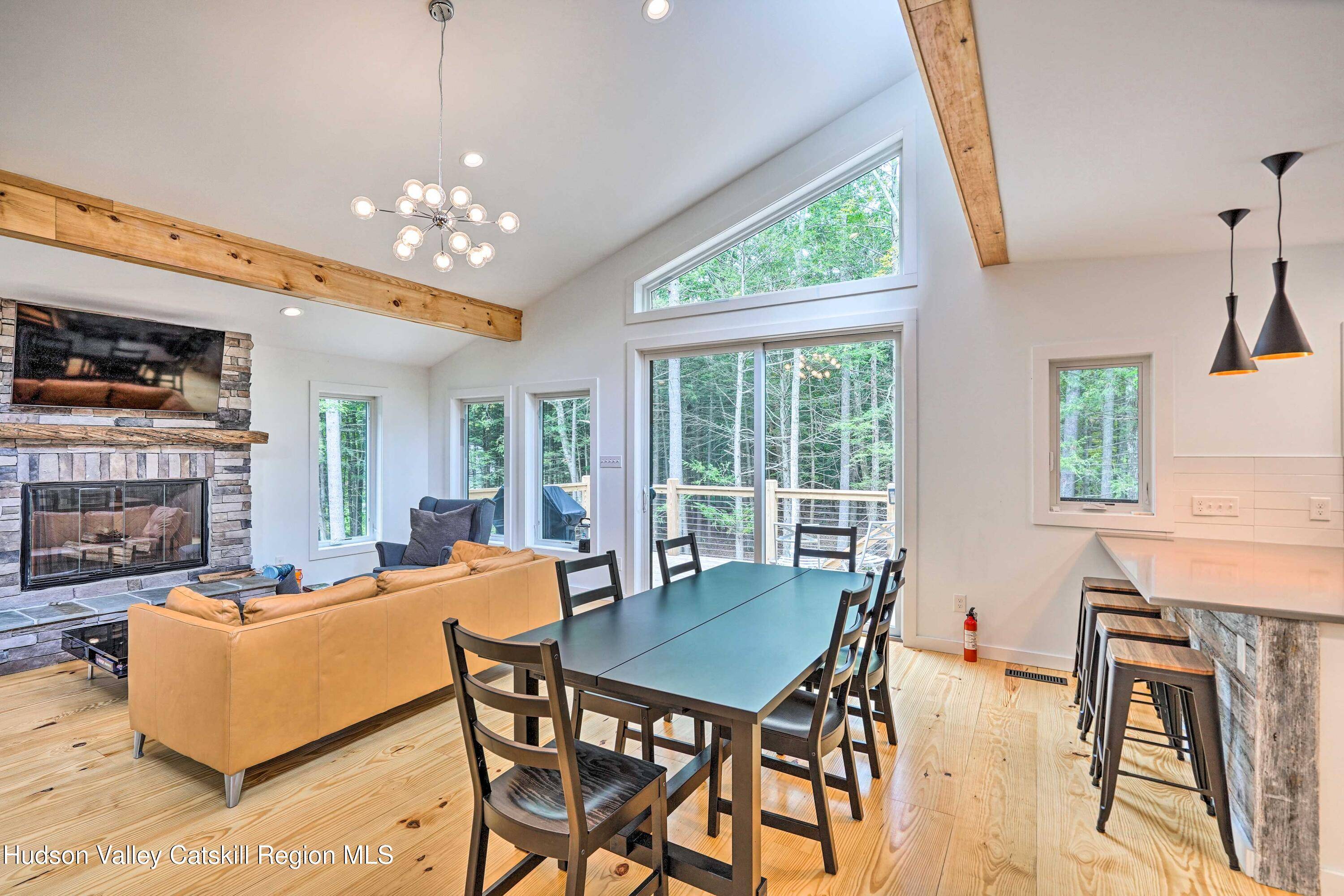 Saugerties, NY 12477,158 Rivka RD