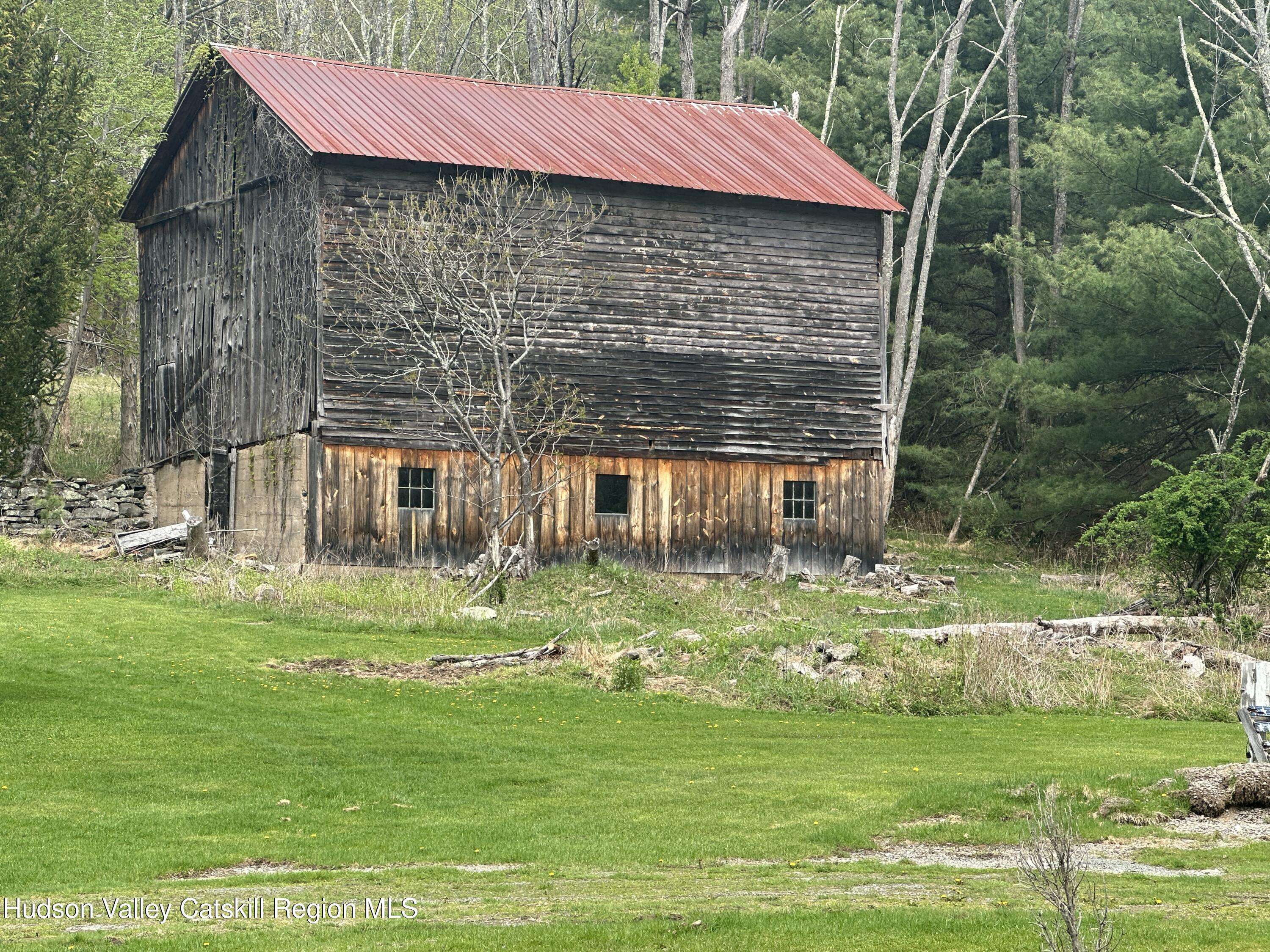 Ellenville, NY 12428,50 Tempaloni RD