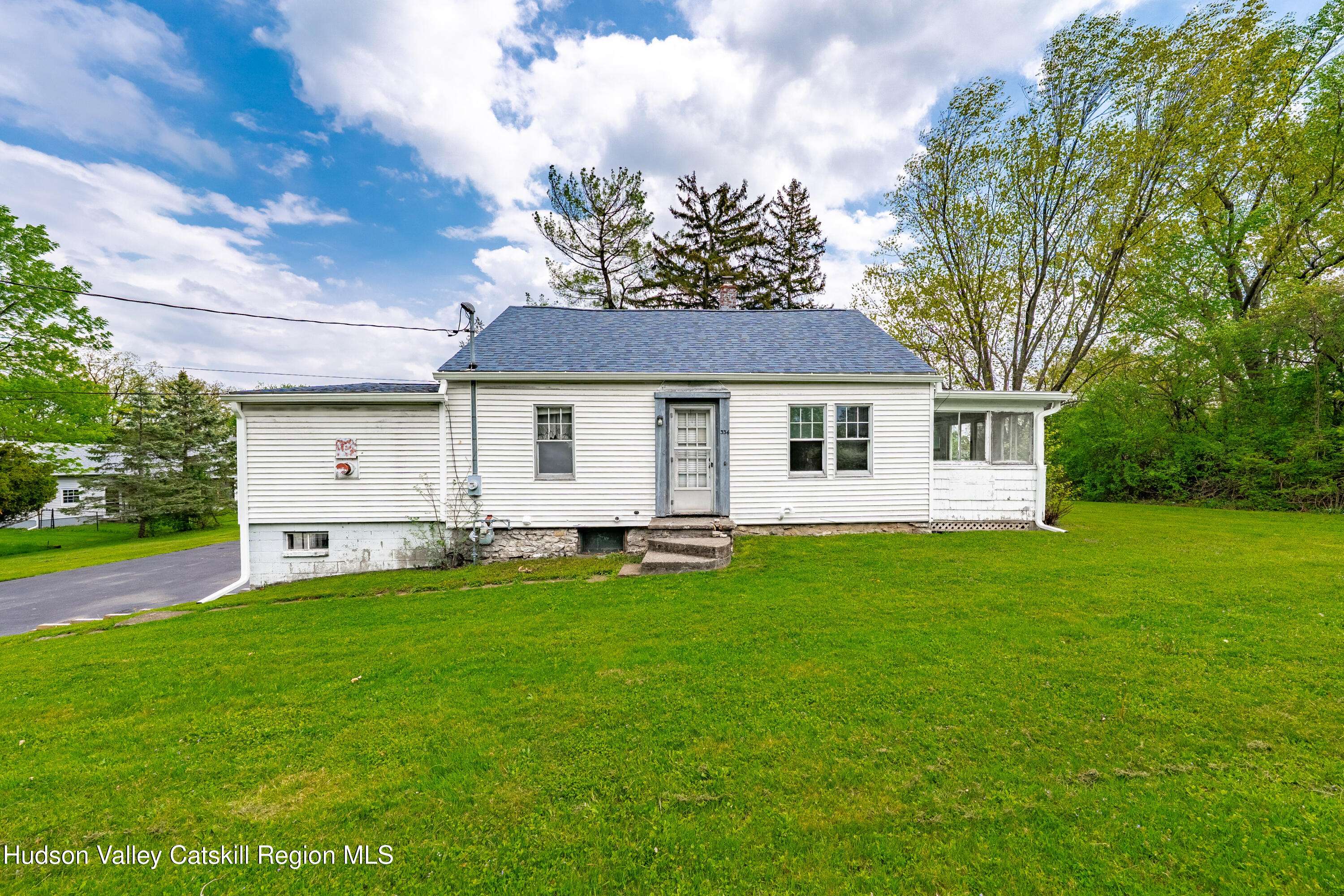 Hudson, NY 12534,334 Joslen BLVD