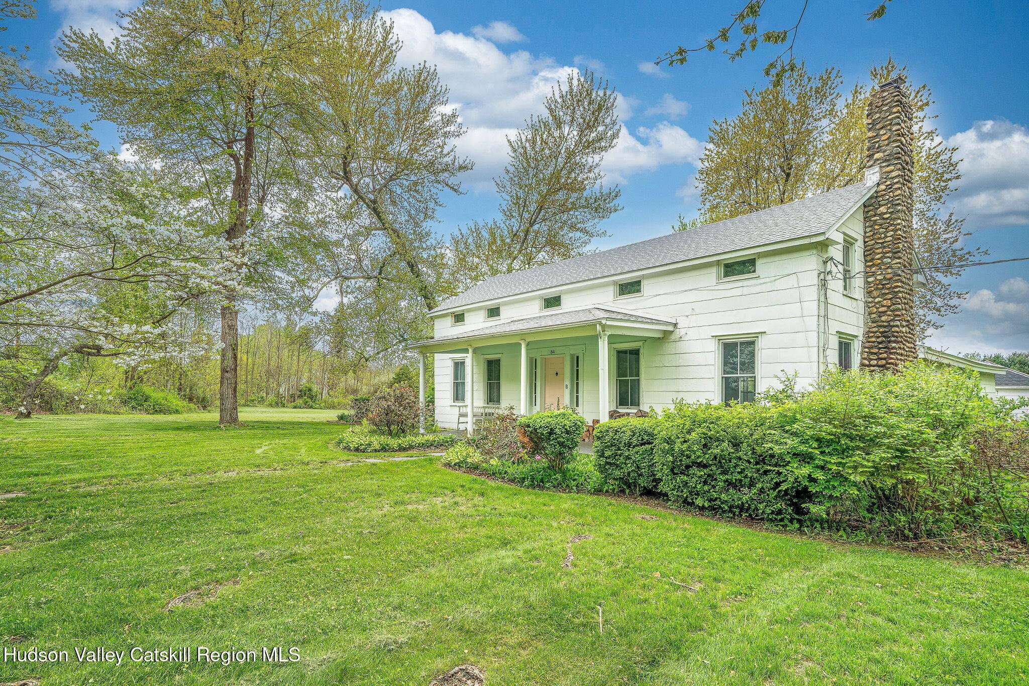 Hudson, NY 12534,84 Old Rte 82