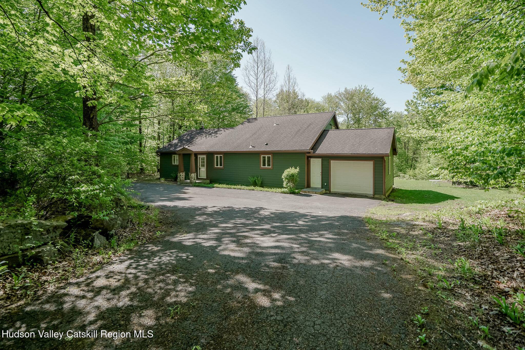 Phoenicia, NY 12464,148 Ed West RD