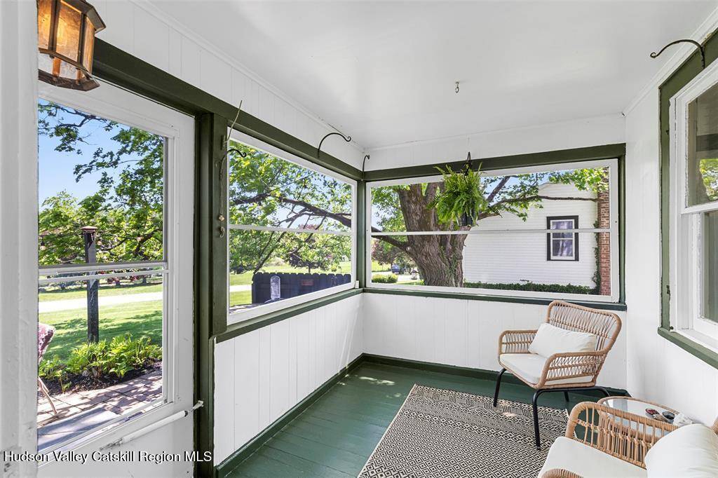 Saugerties, NY 12477,262-268 Patterson LN