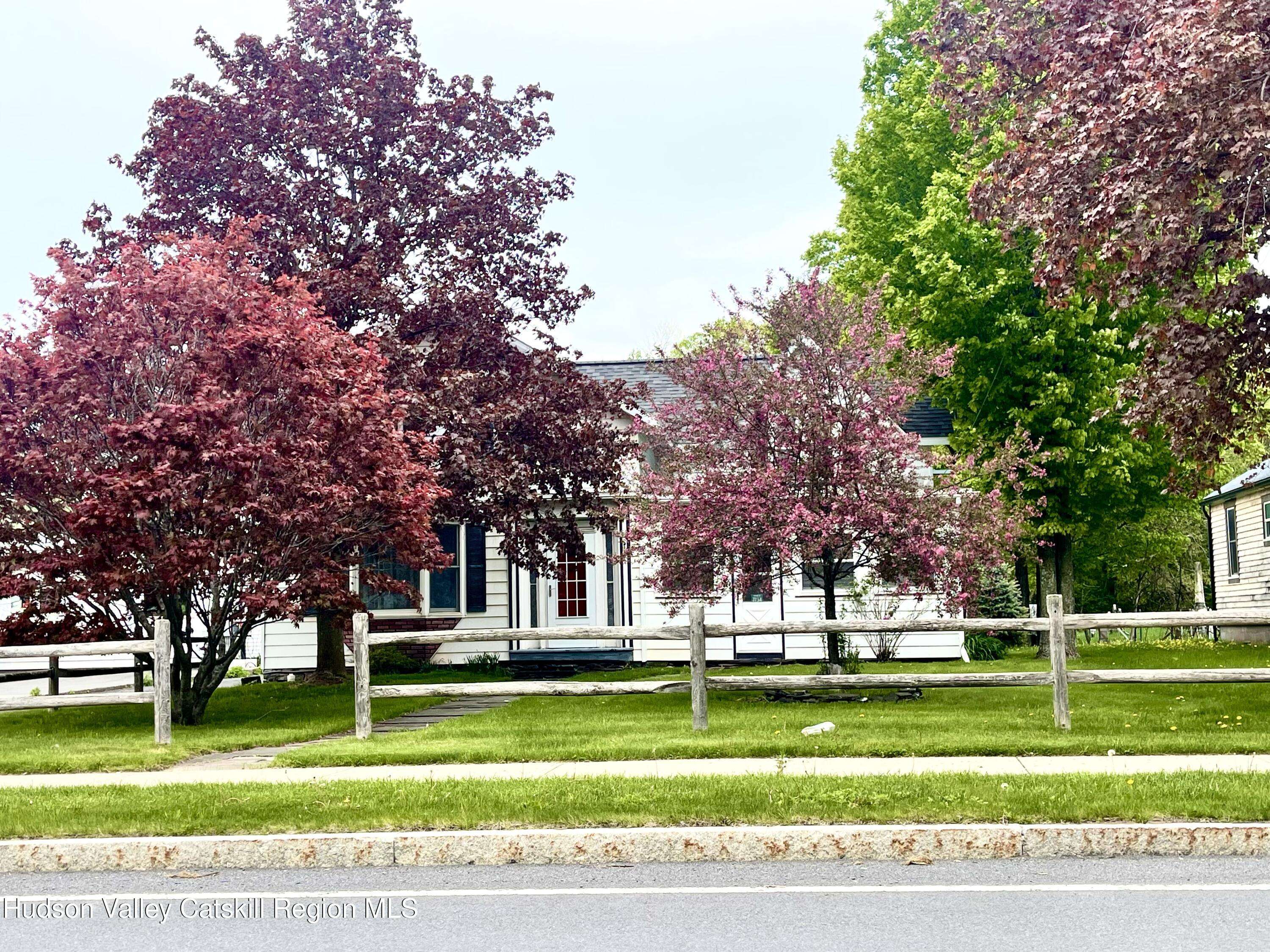 Hunter, NY 12442,7734 Main ST
