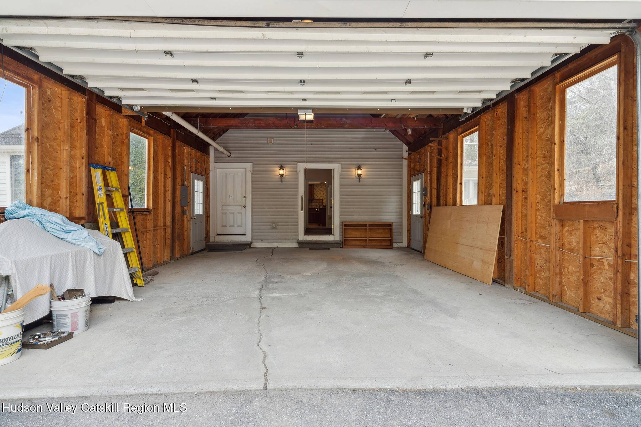 Schoharie, NY 12157,921 Ecker Hollow RD