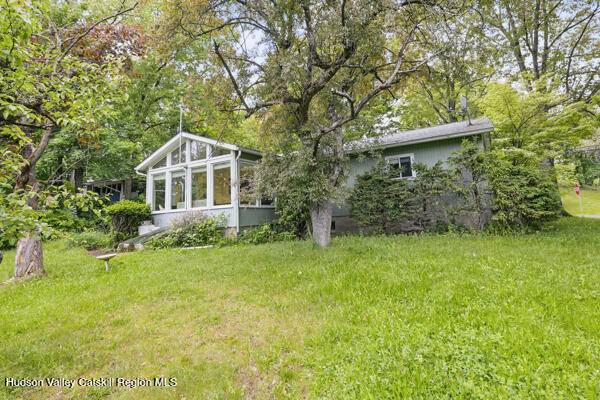 New Paltz, NY 12561,18 Harrington ST
