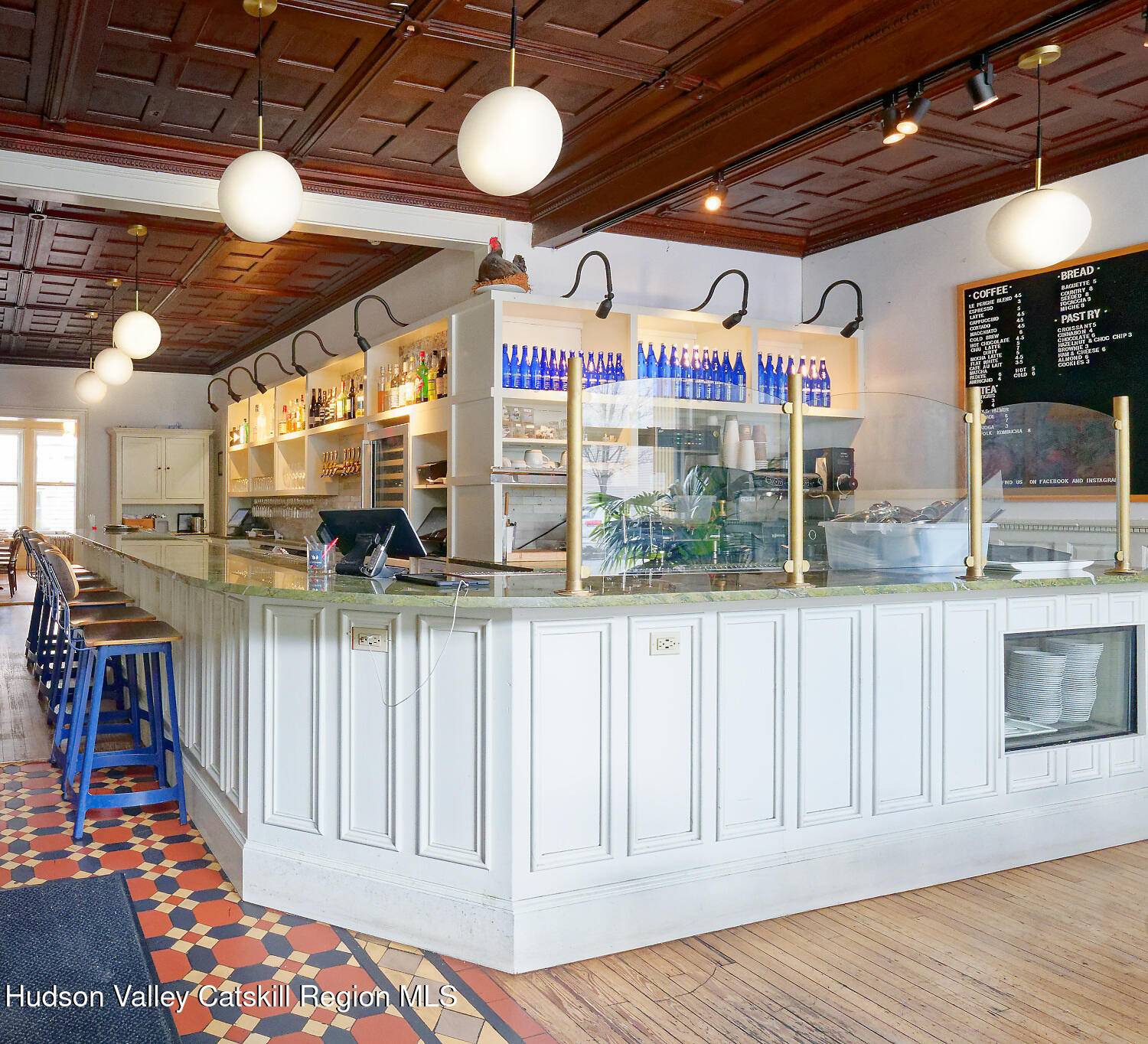 Hudson, NY 12534,230 Warren ST