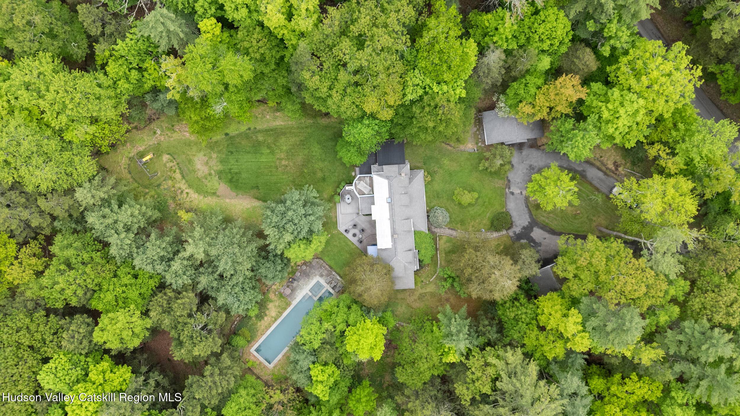 Woodstock, NY 12498,253 Upper Byrdcliffe RD