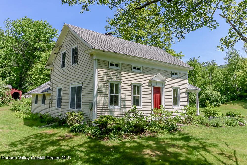 Berlin, NY 12022,613 SE Hollow RD