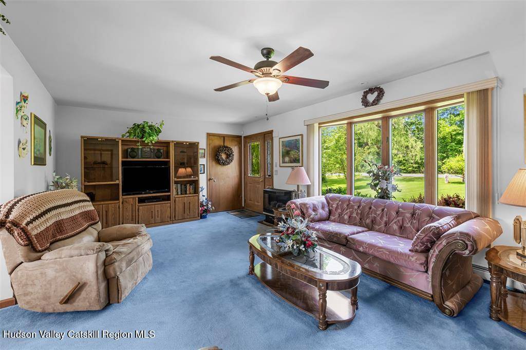 Gardiner, NY 12525,109 Burnt Meadows RD