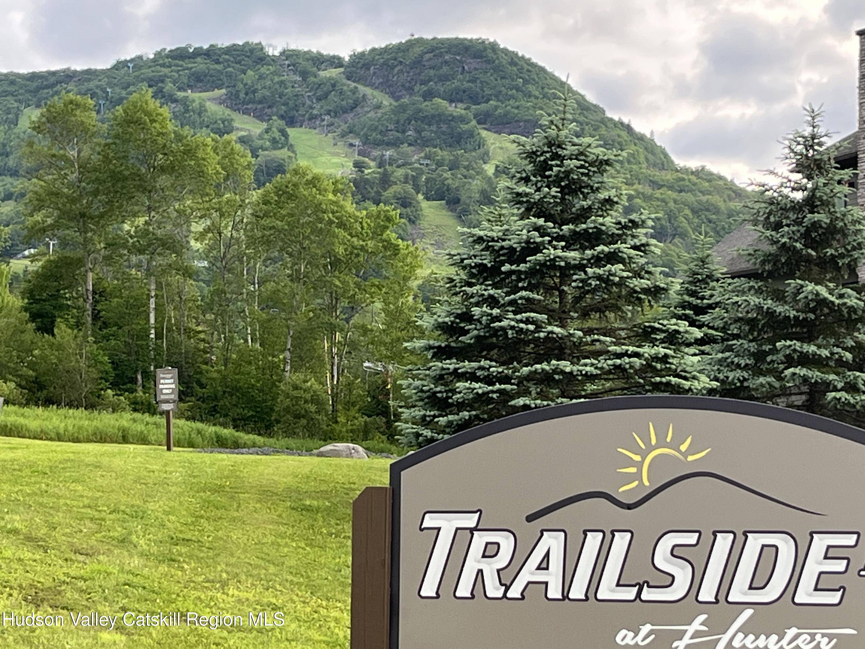 Hunter, NY 12442,8 Trailside DR #B-9