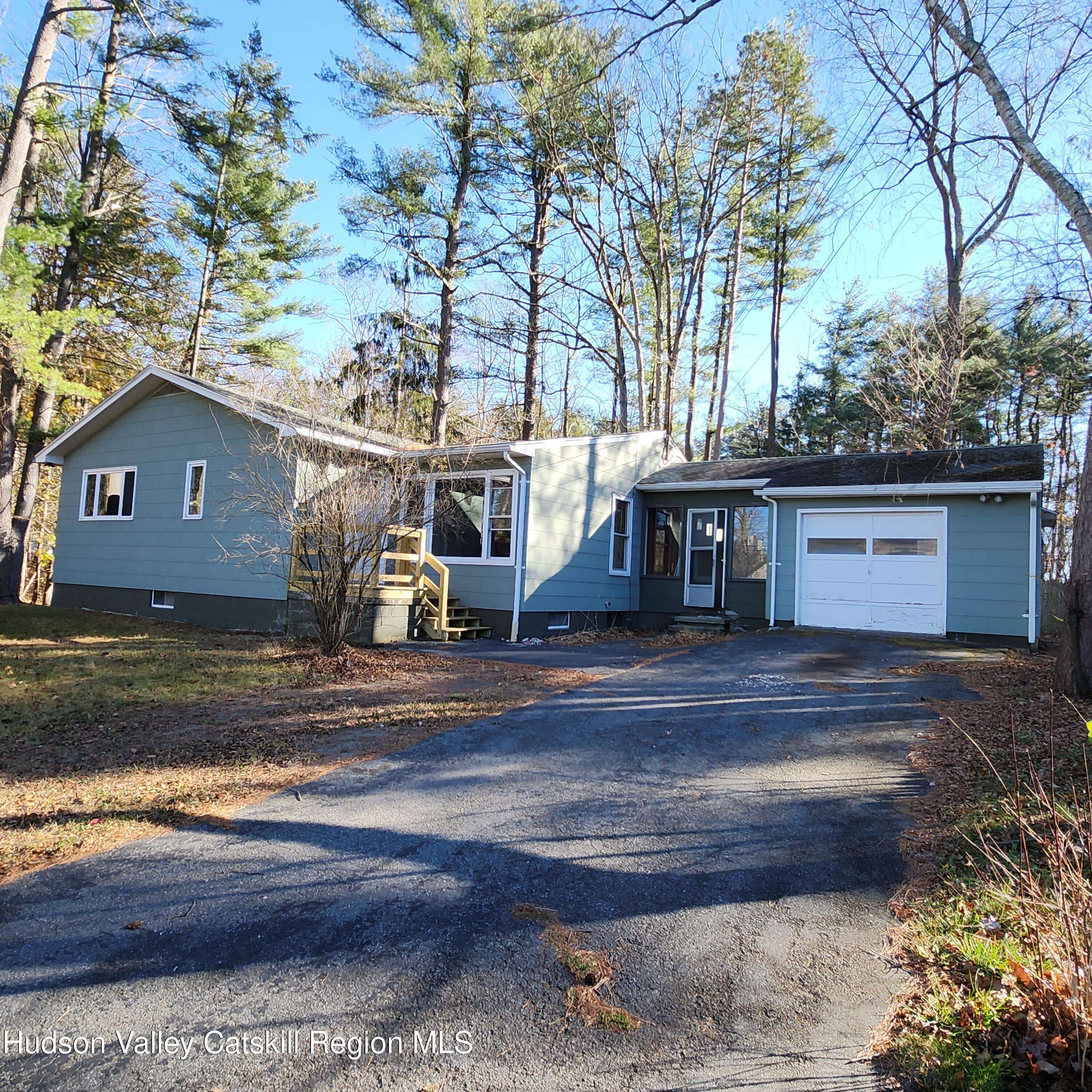 Copake, NY 12516,148 Lake Shore DR