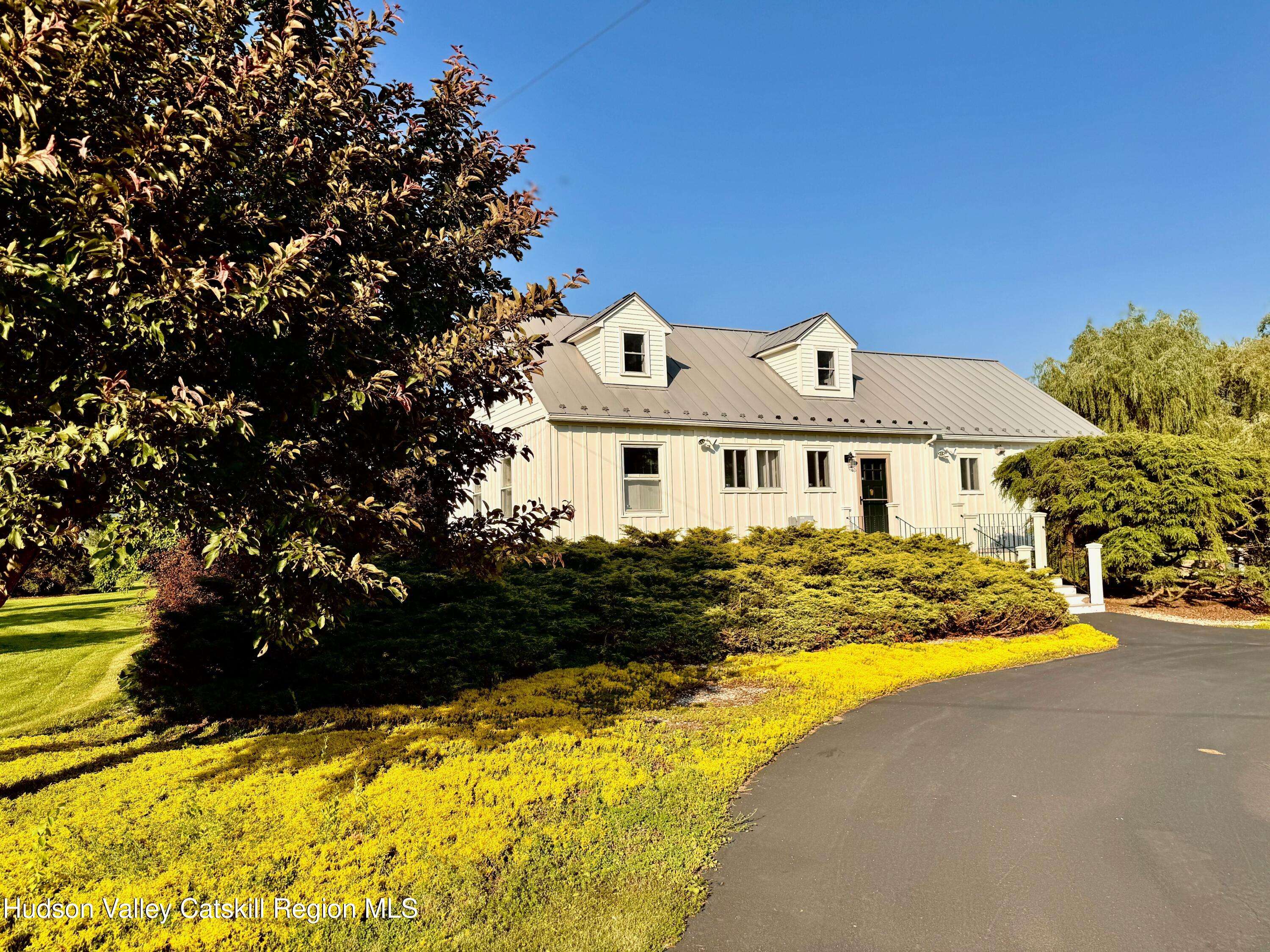 Copake, NY 12516,110 County Route 7a