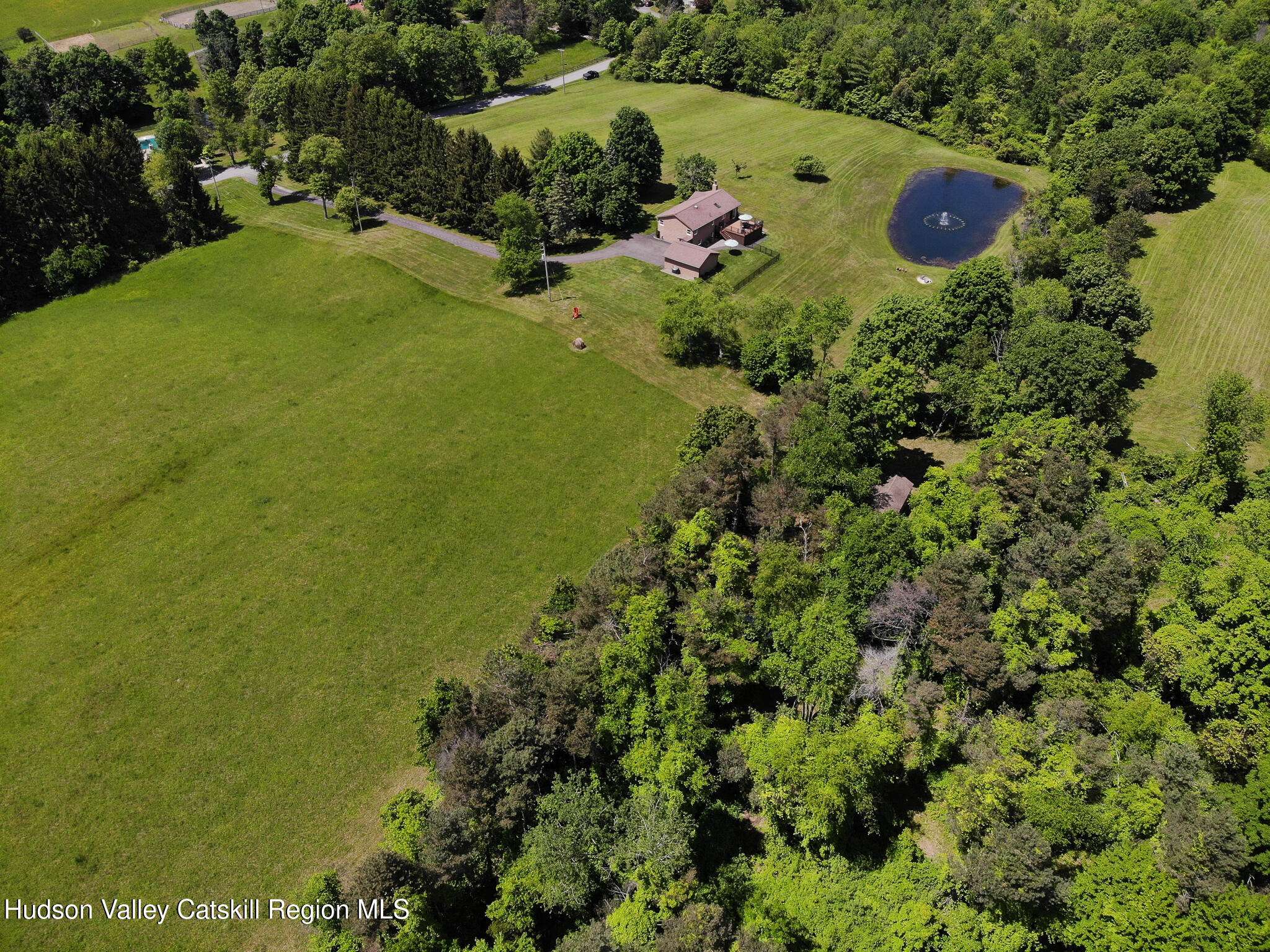 Elizaville, NY 12523,526 Taghkanic RD
