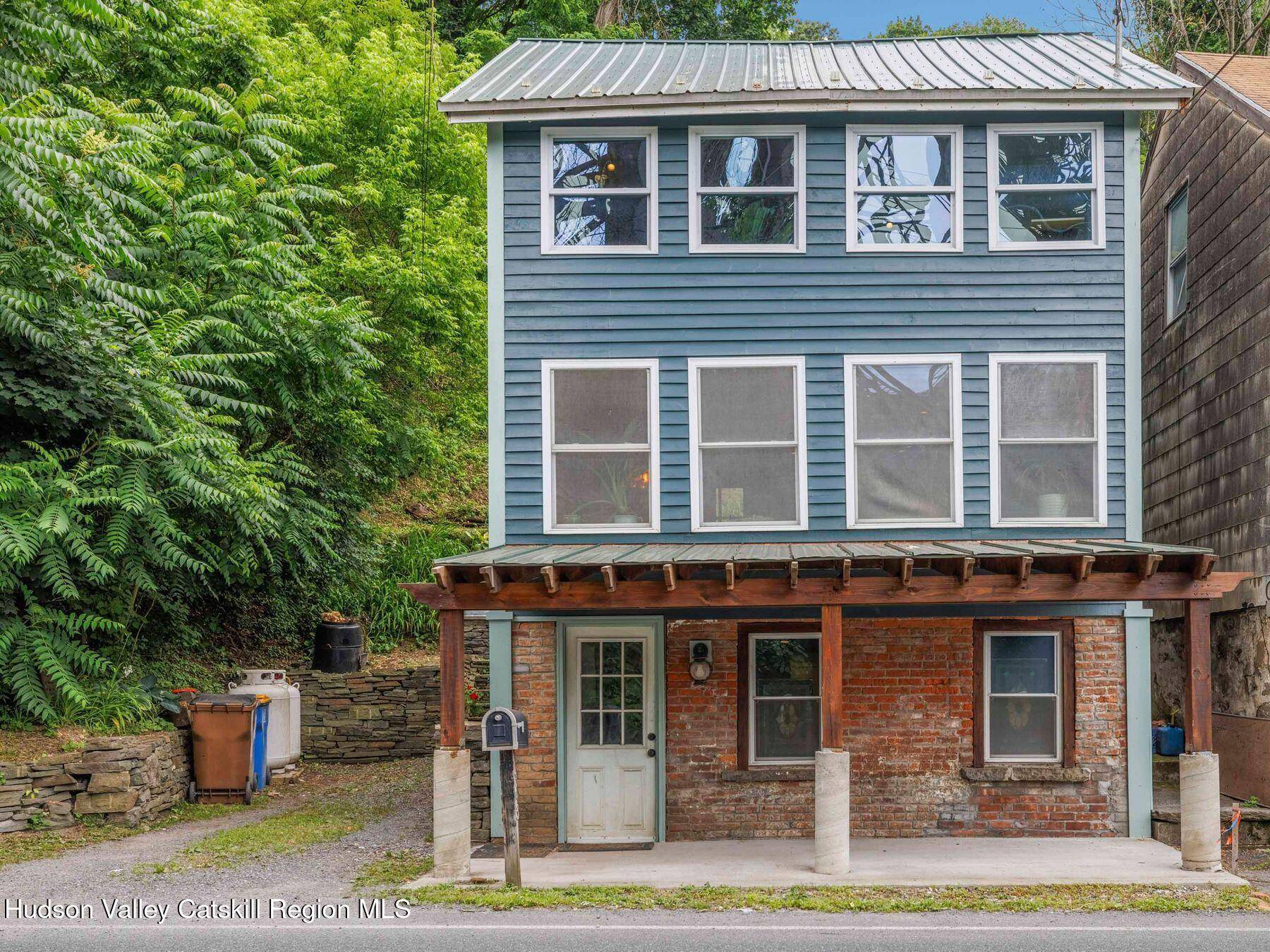 Kingston, NY 12401,463 Abeel ST